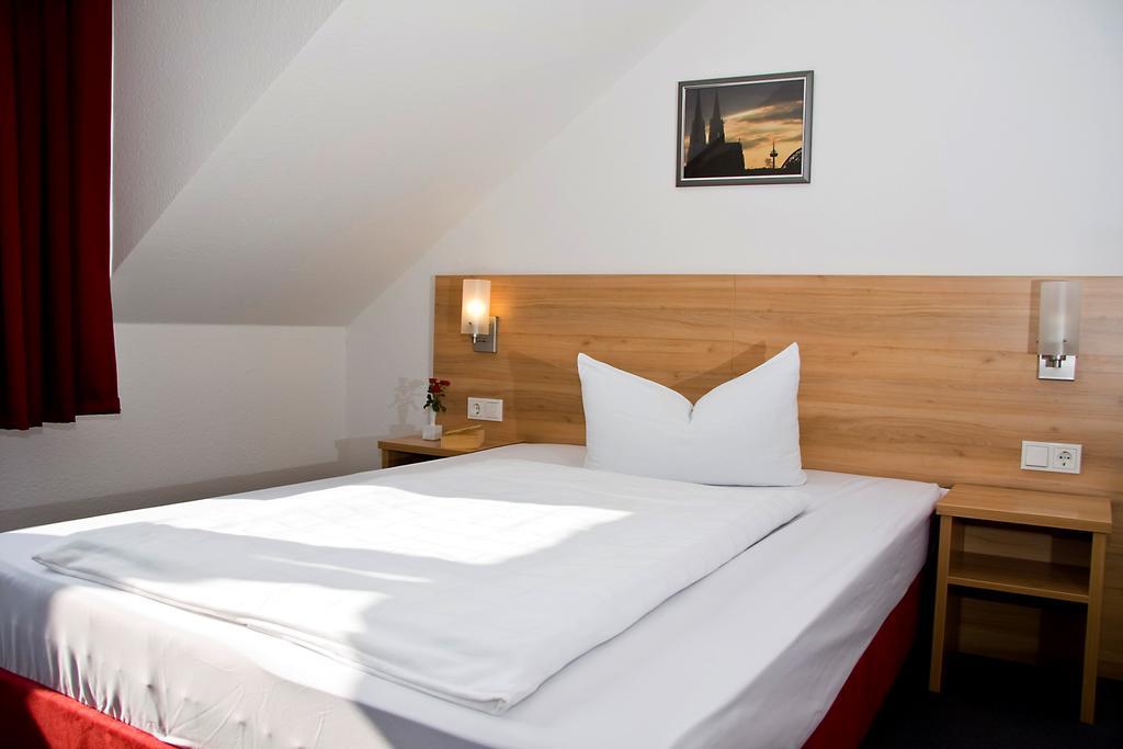Airport Karsten Hotel Köln